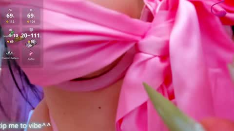 Snapshot of mayzzi chatting on January 17, 8:44 pm MayaLevi online show from January 17, 8:44 pm