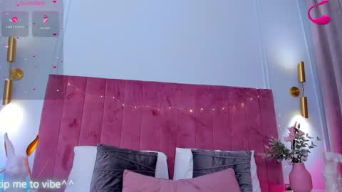 Snapshot of mayzzi chatting on January 30, 12:29 am MayaLevi online show from January 30, 12:29 am