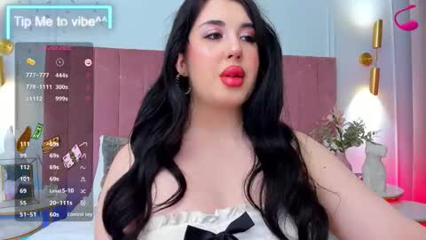 Snapshot of mayzzi chatting on September 12, 7:25 pm MayaLevi online show from September 12, 7:25 pm