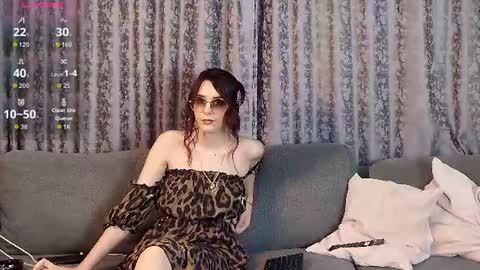 Snapshot of mazzekyn chatting on June 24, 6:07 pm Mazze online show from June 24, 6:07 pm