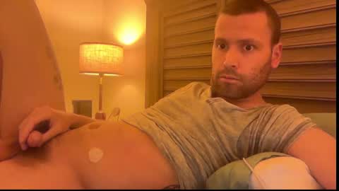 lol online show from December 1, 3:11 am