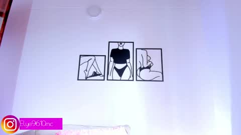 Snapshot of mcdonald_ellie chatting on May 30, 7:22 pm Ellie online show from May 30, 7:22 pm