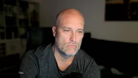 mcinside online show from November 5, 7:58 pm