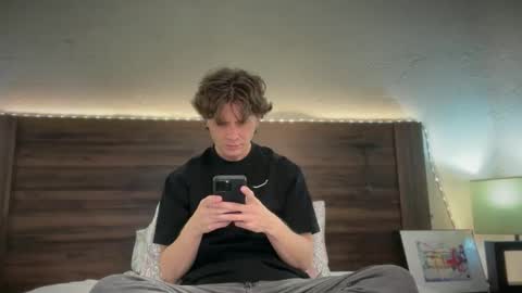 Snapshot of mcklister69 chatting on March 4, 4:57 pm mcklister online show from March 4, 4:57 pm