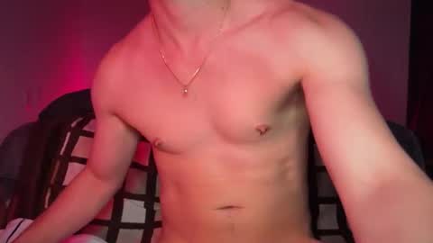 Snapshot of mcklister69 chatting on April 18, 1:53 am mcklister online show from April 18, 1:53 am