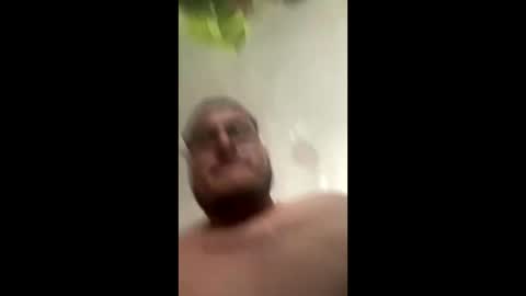 Snapshot of mckrns chatting on March 29, 3:34 pm mckrns online show from March 29, 3:34 pm