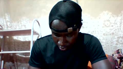 Snapshot of mclntz_bbc chatting on December 27, 10:59 pm mclntz_bbc online show from December 27, 10:59 pm