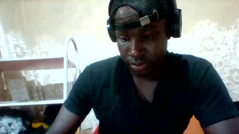 Snapshot of mclntz_bbc chatting on January 2, 11:20 am mclntz_bbc online show from January 2, 11:20 am