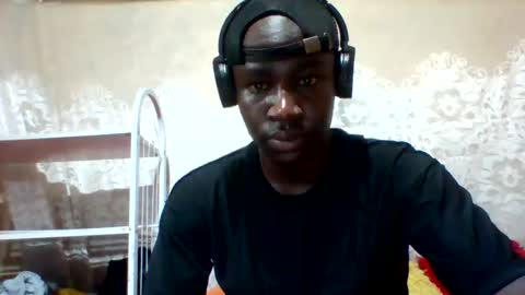 Snapshot of mclntz_bbc chatting on January 5, 8:32 am mclntz_bbc online show from January 5, 8:32 am