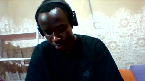 Snapshot of mclntz_bbc chatting on February 17, 8:41 am mclntz_bbc online show from February 17, 8:41 am