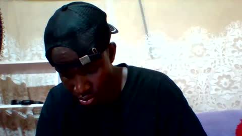 Snapshot of mclntz_bbc chatting on February 20, 12:36 pm mclntz_bbc online show from February 20, 12:36 pm