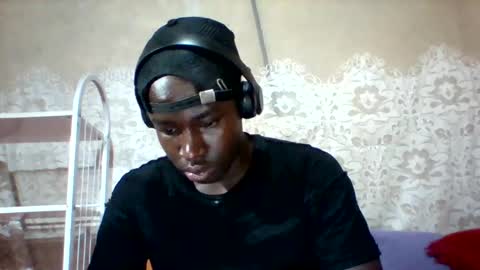 Snapshot of mclntz_bbc chatting on March 8, 7:27 am mclntz_bbc online show from March 8, 7:27 am
