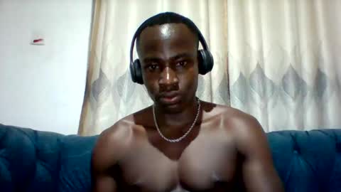 Snapshot of mclntz_bbc chatting on October 13, 10:43 pm mclntz_bbc online show from October 13, 10:43 pm