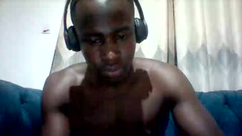 Snapshot of mclntz_bbc chatting on October 16, 9:27 pm mclntz_bbc online show from October 16, 9:27 pm