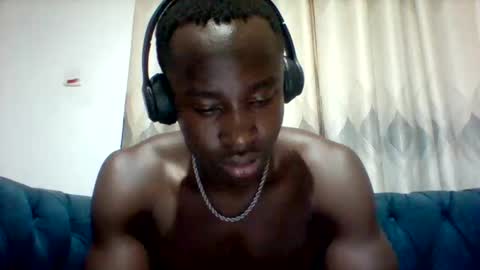 Snapshot of mclntz_bbc chatting on October 28, 11:51 pm mclntz_bbc online show from October 28, 11:51 pm