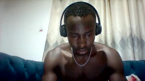 Snapshot of mclntz_bbc chatting on November 5, 2:11 am mclntz_bbc online show from November 5, 2:11 am