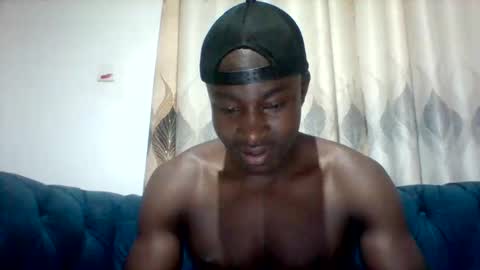 Snapshot of mclntz_bbc chatting on November 11, 2:44 am mclntz_bbc online show from November 11, 2:44 am