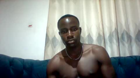 Snapshot of mclntz_bbc chatting on November 13, 2:21 am mclntz_bbc online show from November 13, 2:21 am