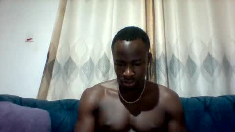 Snapshot of mclntz_bbc chatting on November 22, 2:10 am mclntz_bbc online show from November 22, 2:10 am