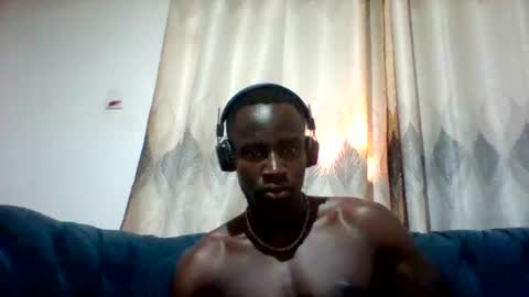 Snapshot of mclntz_bbc chatting on December 3, 9:51 am mclntz_bbc online show from December 3, 9:51 am