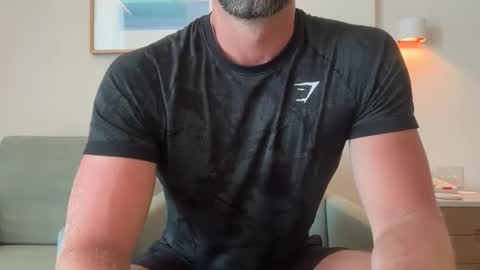 mcr8080 online show from October 18, 12:39 pm