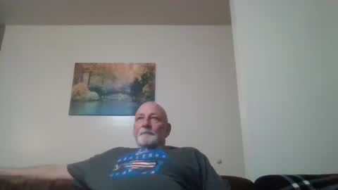 Snapshot of mdane99 chatting on December 26, 12:57 am mdane99 online show from December 26, 12:57 am