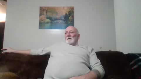 Snapshot of mdane99 chatting on December 31, 1:41 pm mdane99 online show from December 31, 1:41 pm