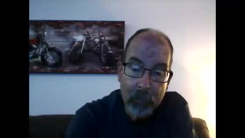 me at home online show from December 4, 12:25 pm