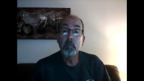 me at home online show from December 5, 9:06 pm