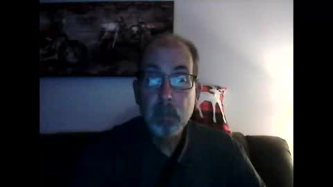me at home online show from December 21, 2:41 am