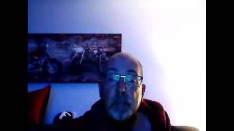 me at home online show from October 6, 10:12 am