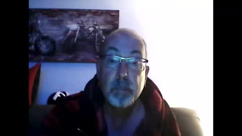 me at home online show from October 7, 10:01 am