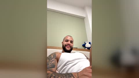 filippoae online show from January 14, 2:06 am