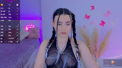 Dina online show from February 26, 10:20 pm