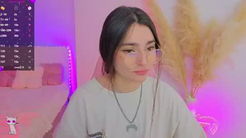 Dina online show from August 2, 6:06 pm