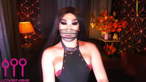 THE QUEEN ALPHA   Queen Medusa Prey online show from February 27, 1:07 pm