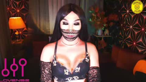 THE QUEEN ALPHA   Queen Medusa Prey online show from March 3, 12:58 pm