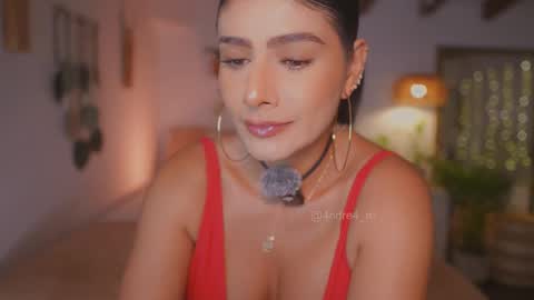 Snapshot of meegan1 chatting on October 16, 12:06 pm Andrea  online show from October 16, 12:06 pm