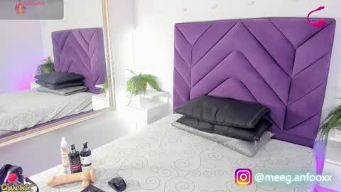 meeganfoox online show from February 24, 3:37 am