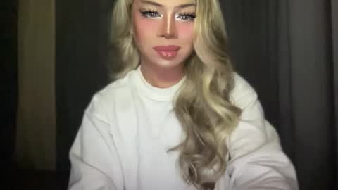 Snapshot of meetmehalfway888 chatting on October 1, 2:45 pm GODDESS OF ALL GODDESSES online show from October 1, 2:45 pm