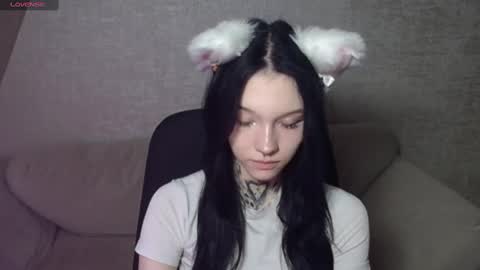 mefwhOre online show from February 28, 6:41 pm