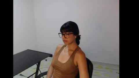 Snapshot of meg4nmiau chatting on April 17, 1:52 am Meg4n Miauuuu online show from April 17, 1:52 am