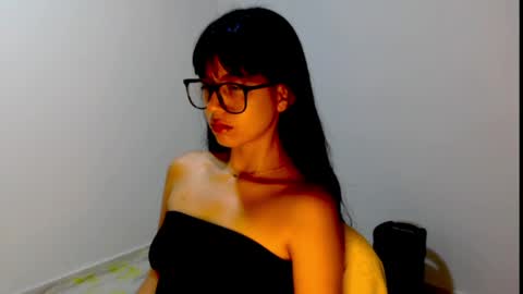 Snapshot of meg4nmiau chatting on May 3, 3:07 pm Meg4n Miauuuu online show from May 3, 3:07 pm