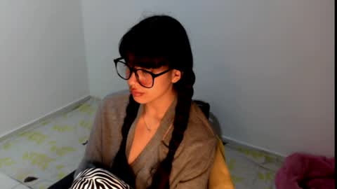 Snapshot of meg4nmiau chatting on May 25, 12:22 pm Meg4n Miauuuu online show from May 25, 12:22 pm