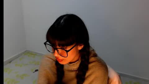 Snapshot of meg4nmiau chatting on June 8, 10:54 pm Meg4n Miauuuu online show from June 8, 10:54 pm