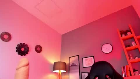 Snapshot of megaan_grey_ chatting on March 27, 8:26 am Megan Grey 3 online show from March 27, 8:26 am