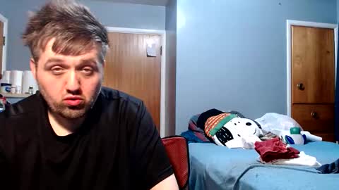 Snapshot of megachub chatting on April 13, 7:03 am Megachub online show from April 13, 7:03 am