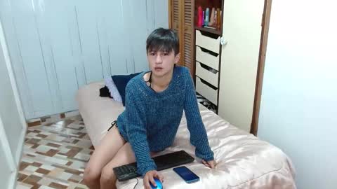 Snapshot of megan538687 chatting on February 23, 12:02 pm Megan seanz online show from February 23, 12:02 pm