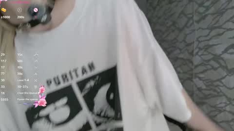 Megan  online show from June 7, 2:43 pm