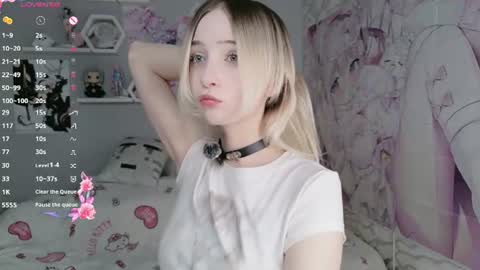 Megan  online show from June 14, 3:03 pm
